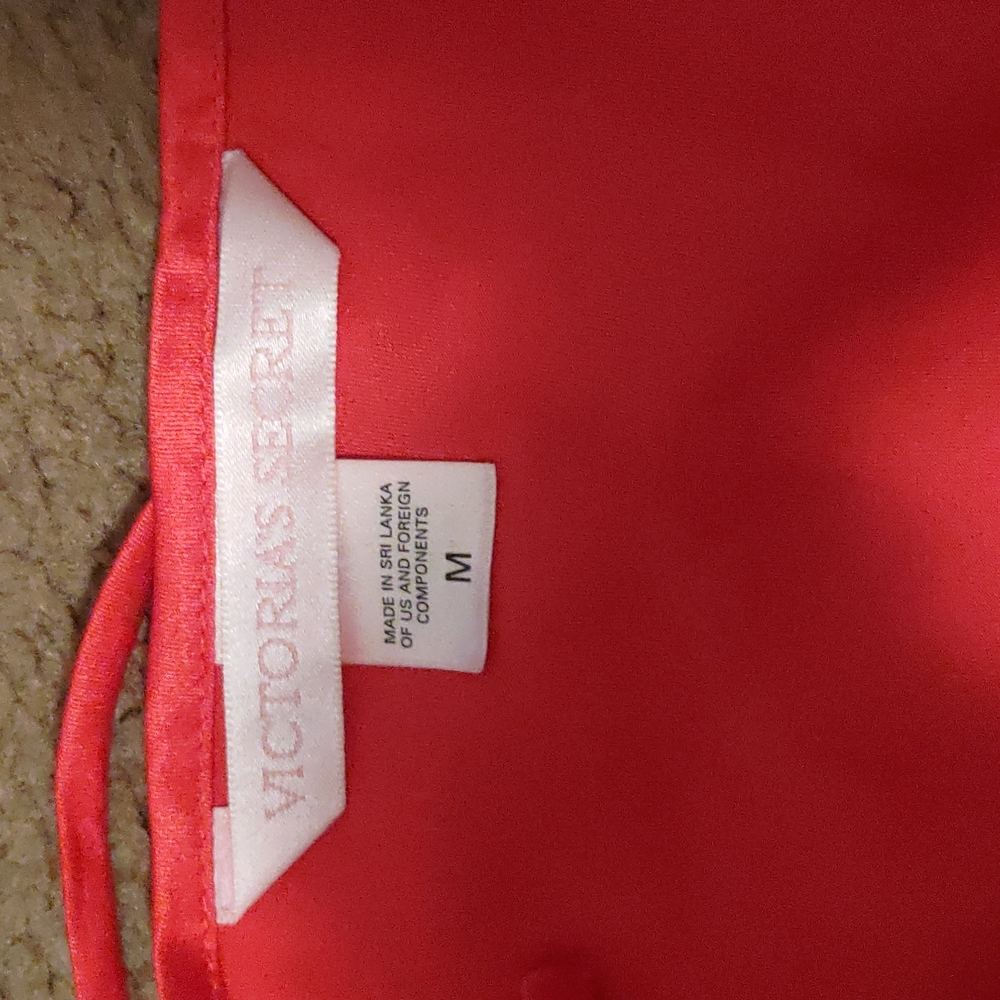 Victoria secret - Picture 2 of 2